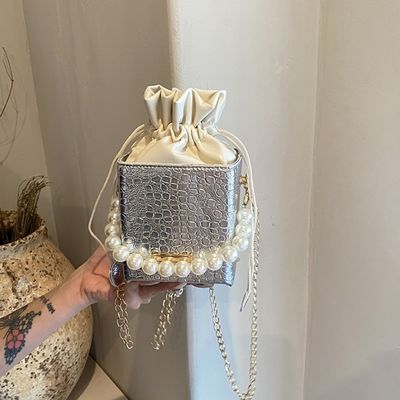 夏のファッション キャンディー カラー バケット バッグ ピアスチェーン ショルダー スリング バッグ 女性用