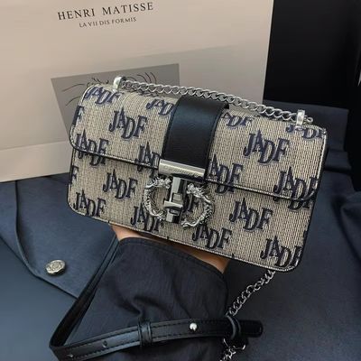 レトロレター プリント チェーン ロング ショルダー ストラップ 女性用 クロスボディ バッグ 閉じるタイプ ZIP