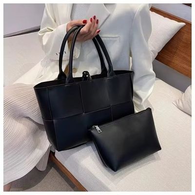 開閉式 女性用 トートバッグ 大容量 豪華型 PU革のショルダーバッグ