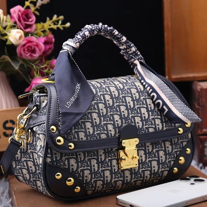 スタイリッシュ ファッショナブル エレファント パターン クロスボディ バッグ 女性用 耐久性のあるPVC革